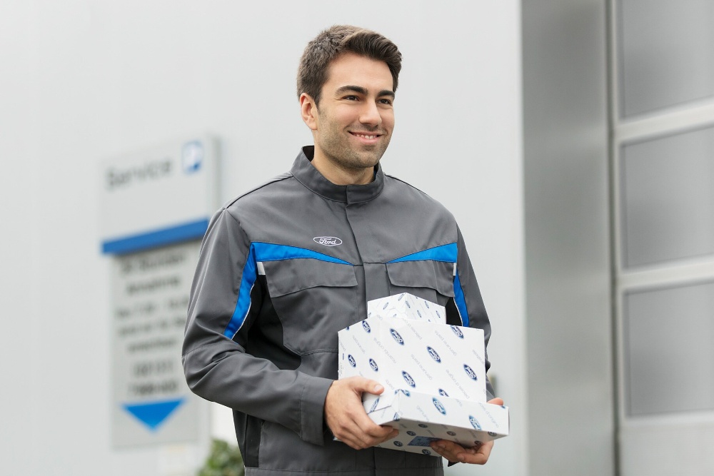 Ford service representative, delivering parcels